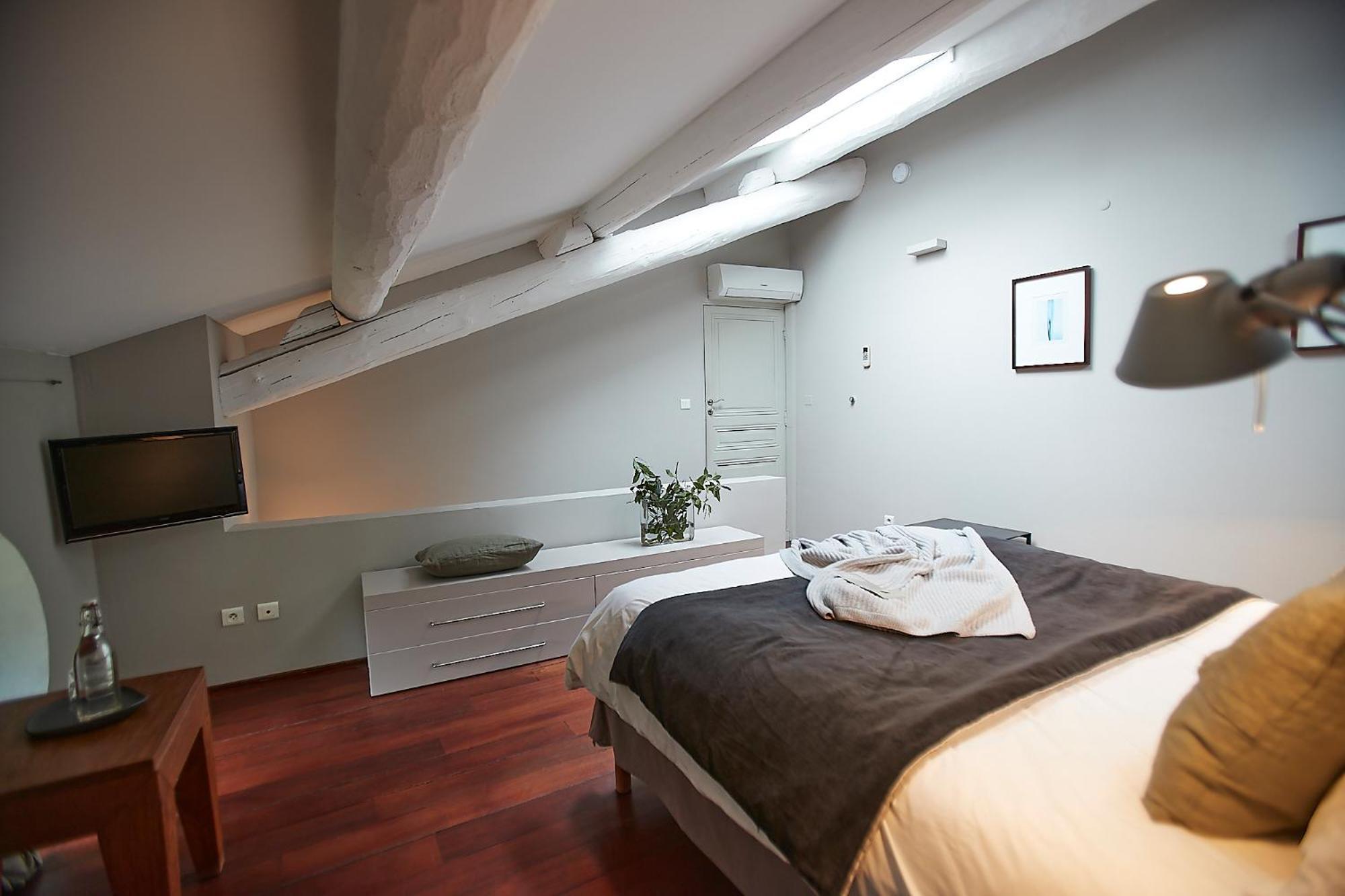 Mas Des Songes Hotel Monteux Room photo